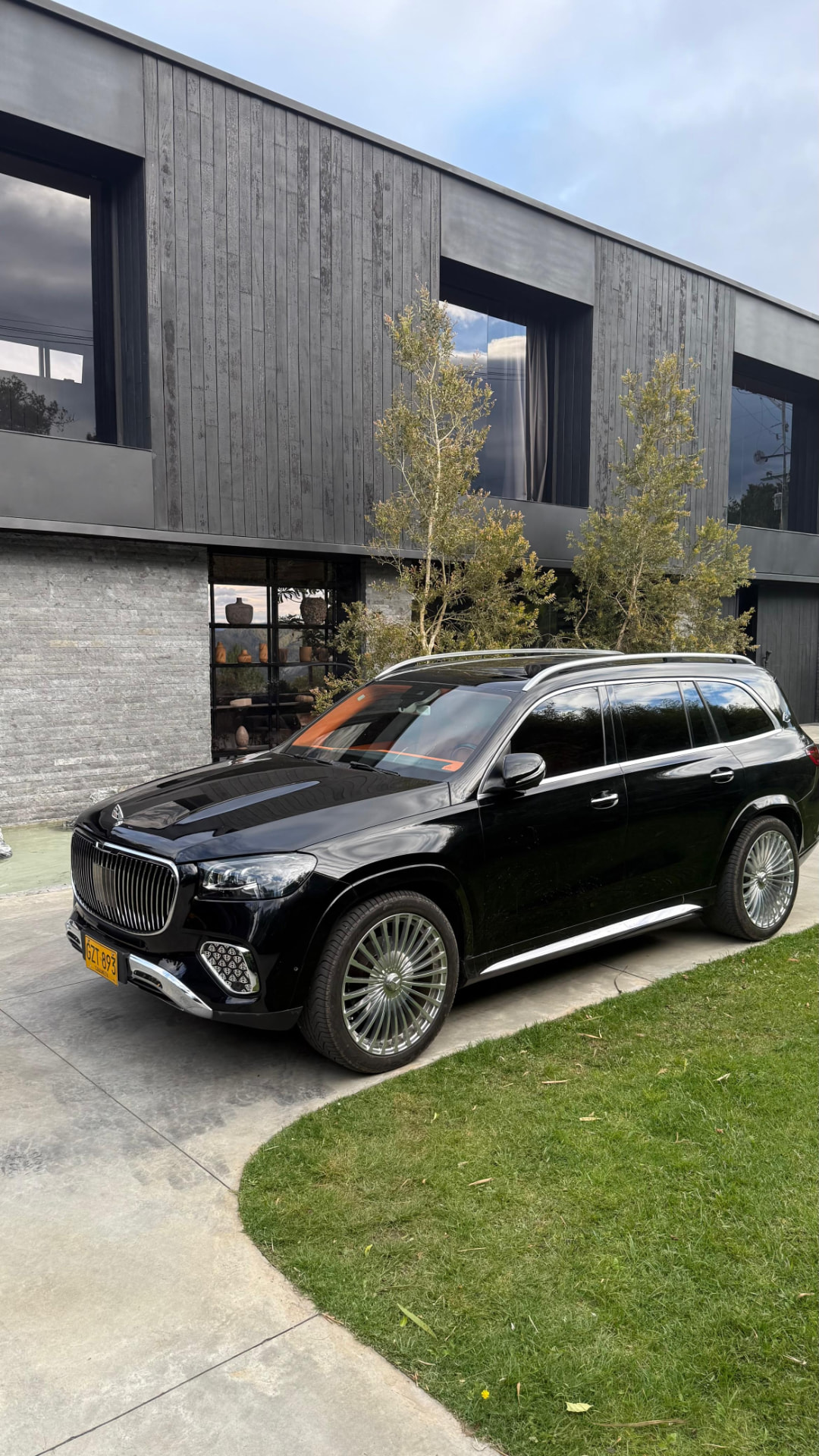 Mercedes-Maybach GLS 600 — Posh Voyage 3